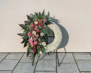 Kwiaciarnia Florystyka Pogrzebowa Zakład Pogrzebowy Stoltrum 22